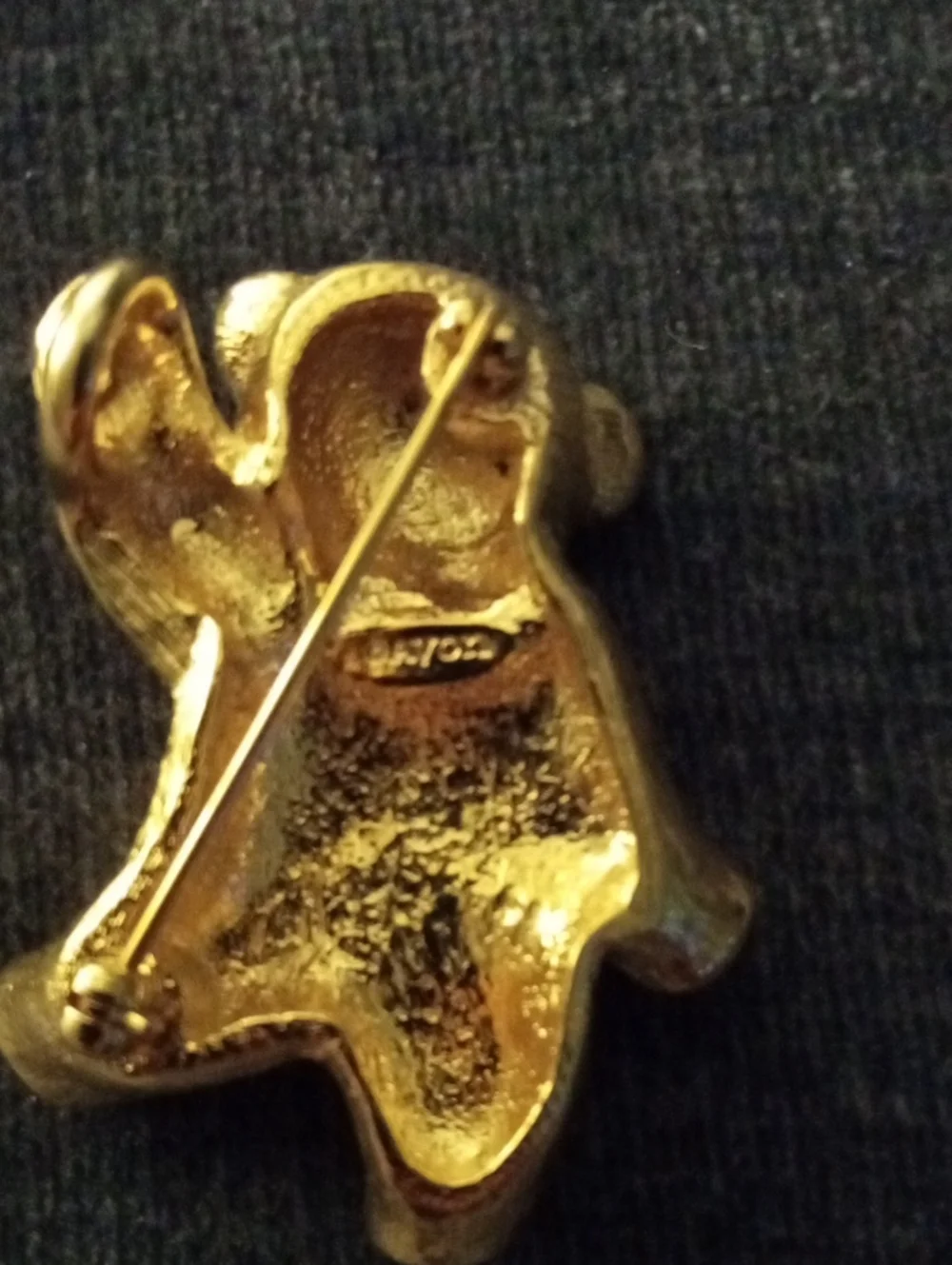 Vintage AVON Teddy Bear Brooch